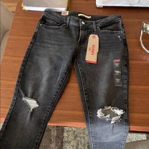 Levi’s pants